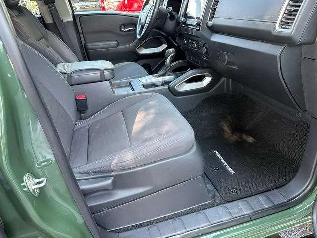 Used 2022 Green Nissan Crew Cab SV 4x2 image 13