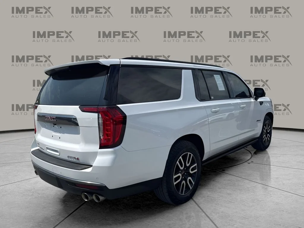 Used 2023 White GMC AT4 image 5