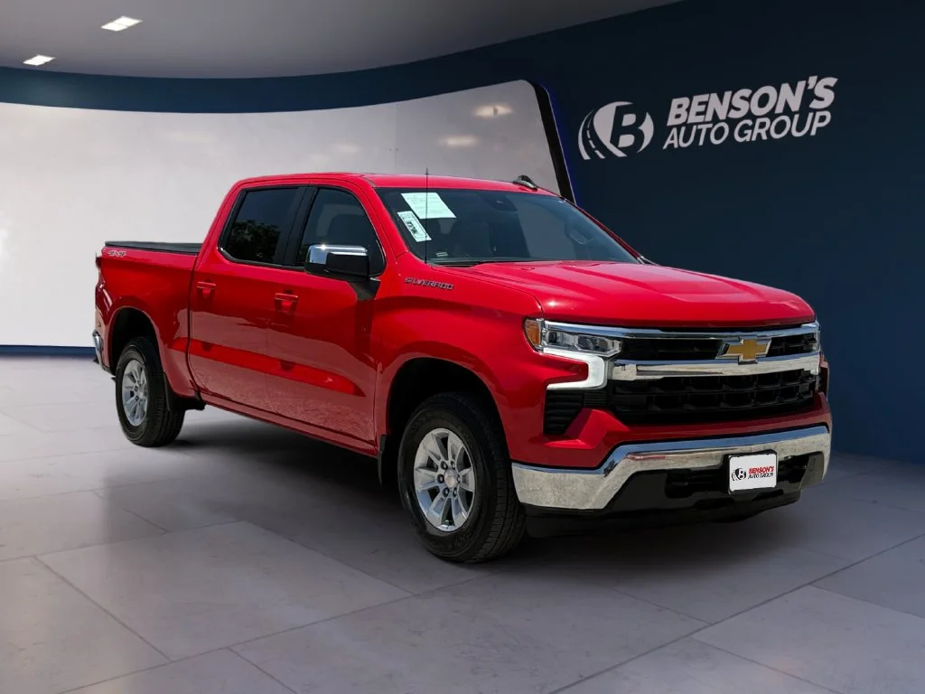 Used 2023 Red Chevrolet LT image 7