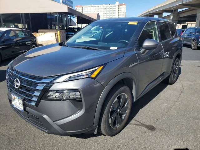 Used 2024 Gray Nissan SV image 1