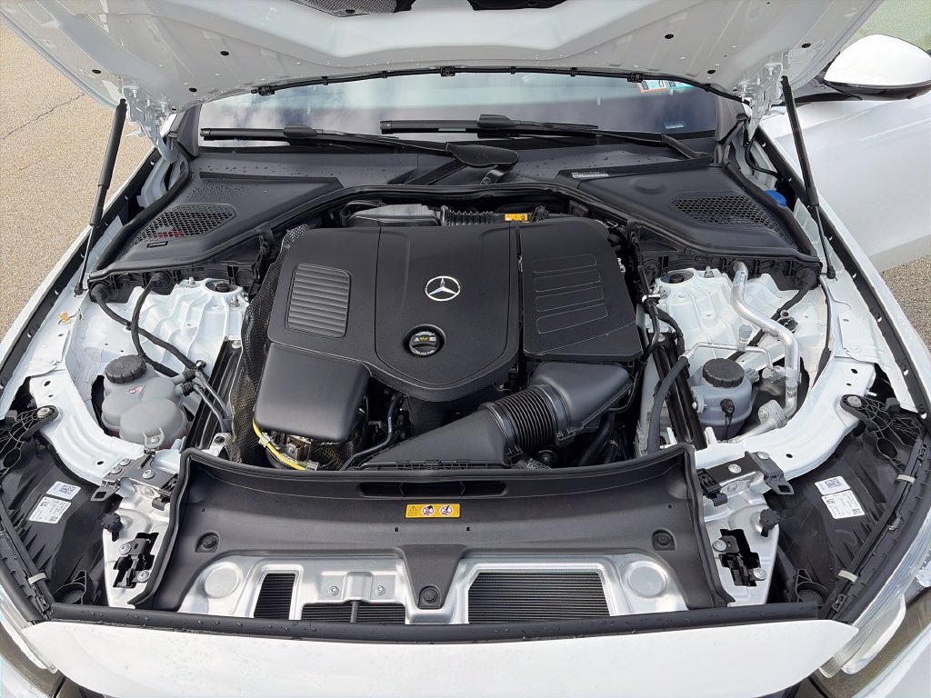 New 2027 Polar White Mercedes-Benz E 350 image 22
