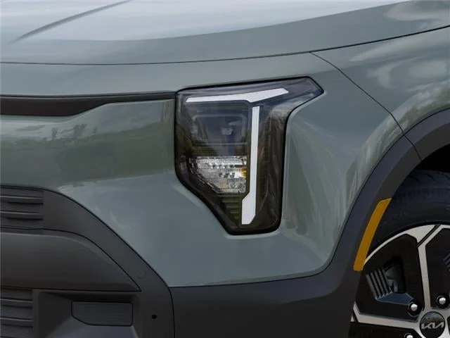 New 2027 Cityscape Green Kia EX image 10