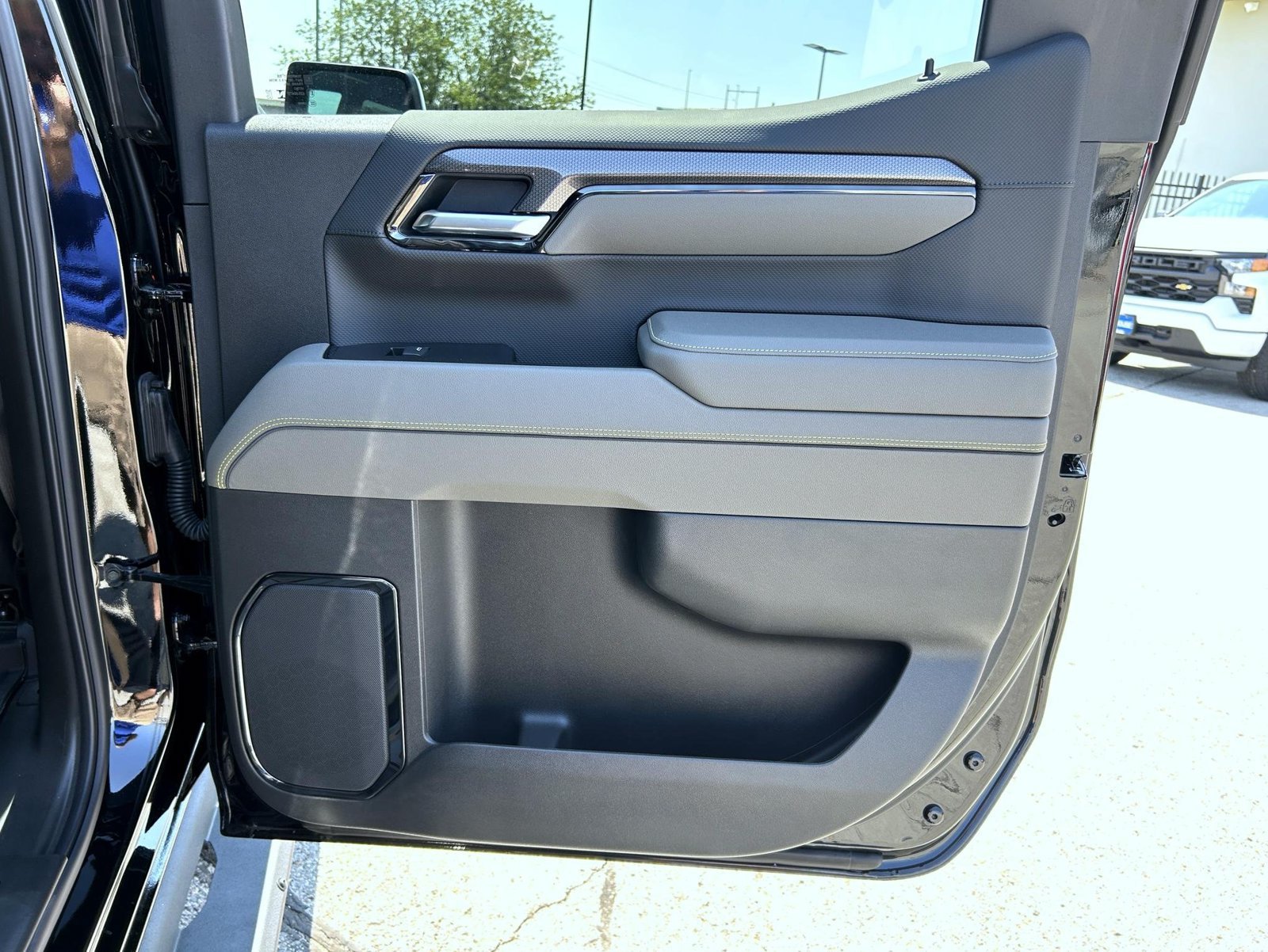 2026 Chevrolet Silverado 1500 ZR2 - Photo 18