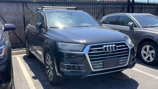 2017 Audi Q7 3.0T quattro tiptronic Premium Plus's photo