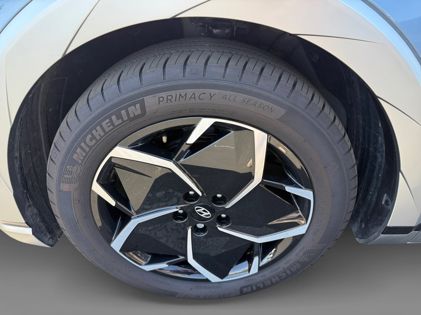 Used 2024 Blue Hyundai Limited image 9