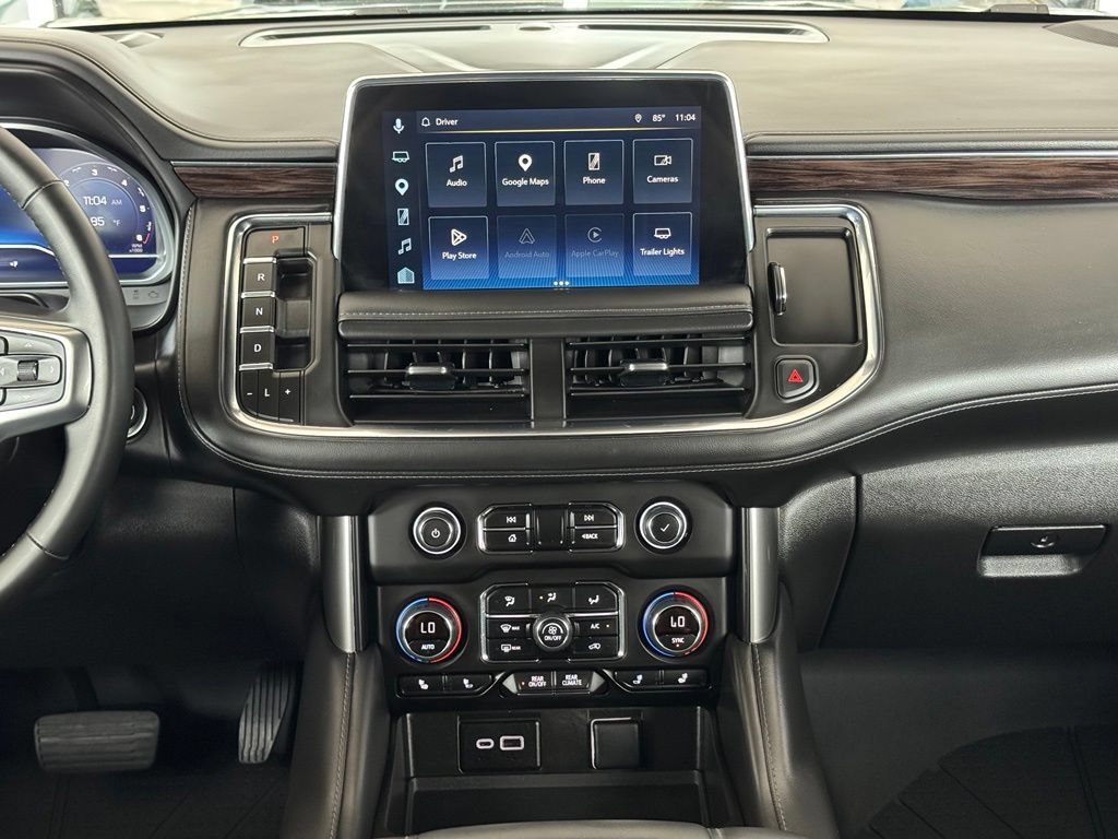 Used 2023 Black Chevrolet Z71 image 30
