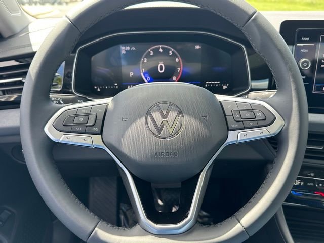 New 2026 Opal White Pearl Volkswagen 1.5T SE image 41