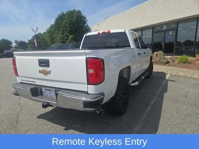 Used 2015 SUMMIT WHITE Chevrolet LS image 13