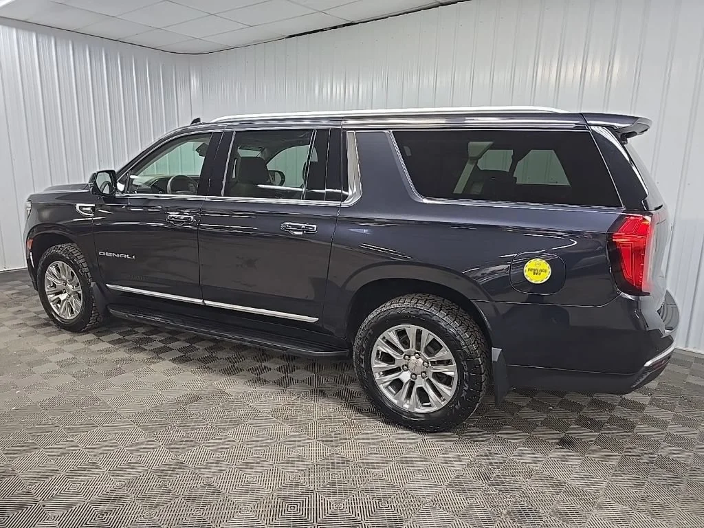 Used 2023 Titanium Rush Metallic GMC Denali image 4