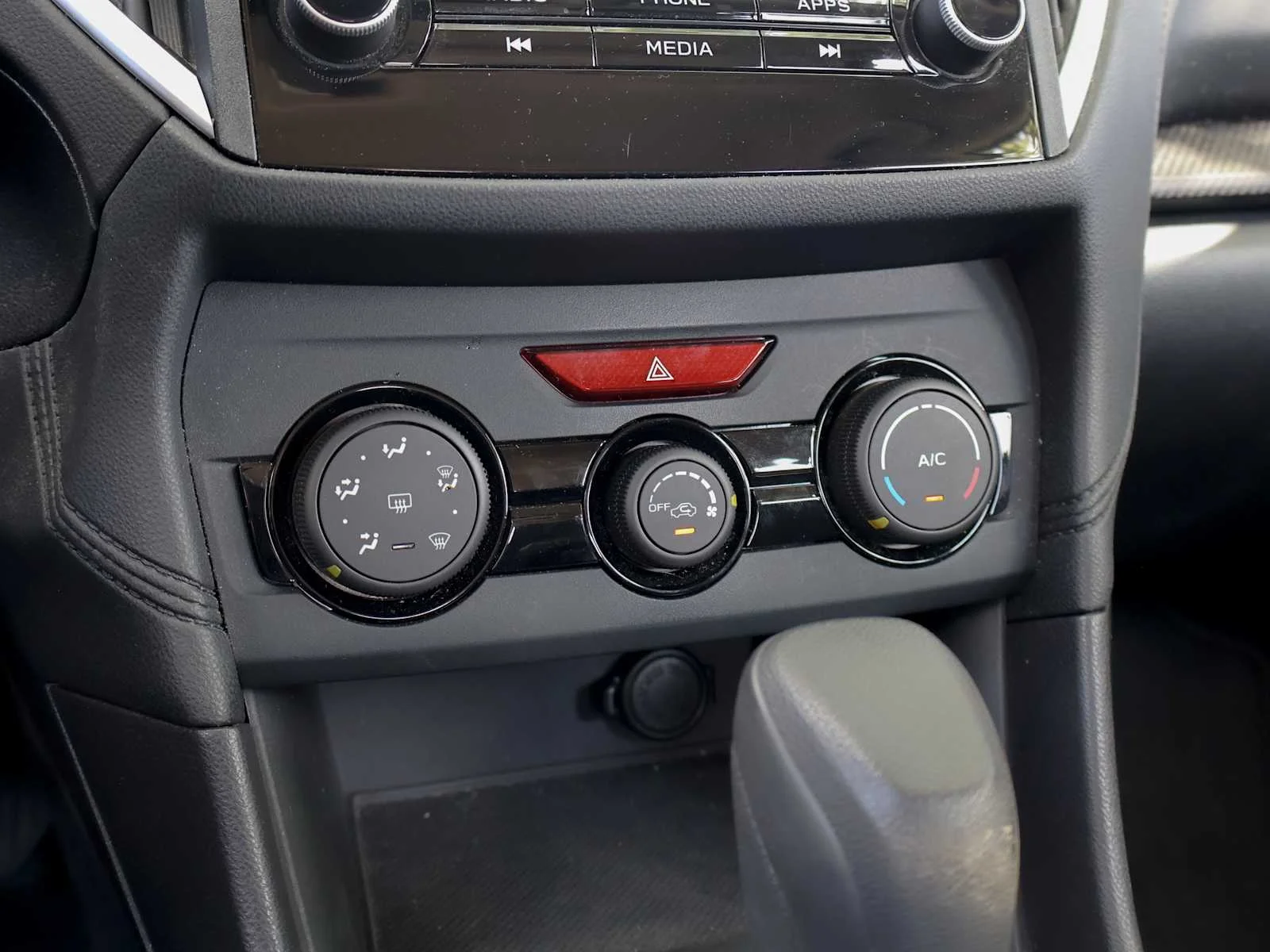Used 2017 Island Blue Pearl Subaru  image 23