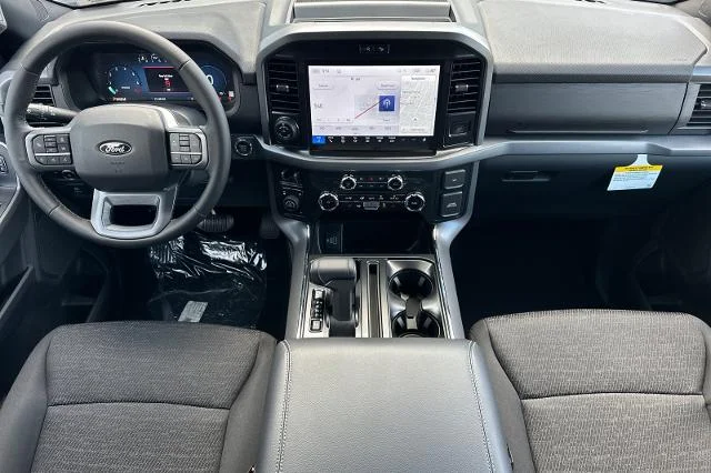 New 2026 Carbonized Gray Metallic Ford XLT image 32