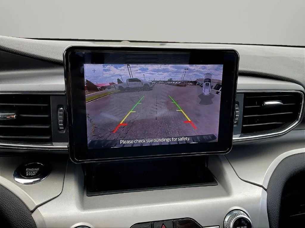 Used 2023 Gray Ford XLT image 14
