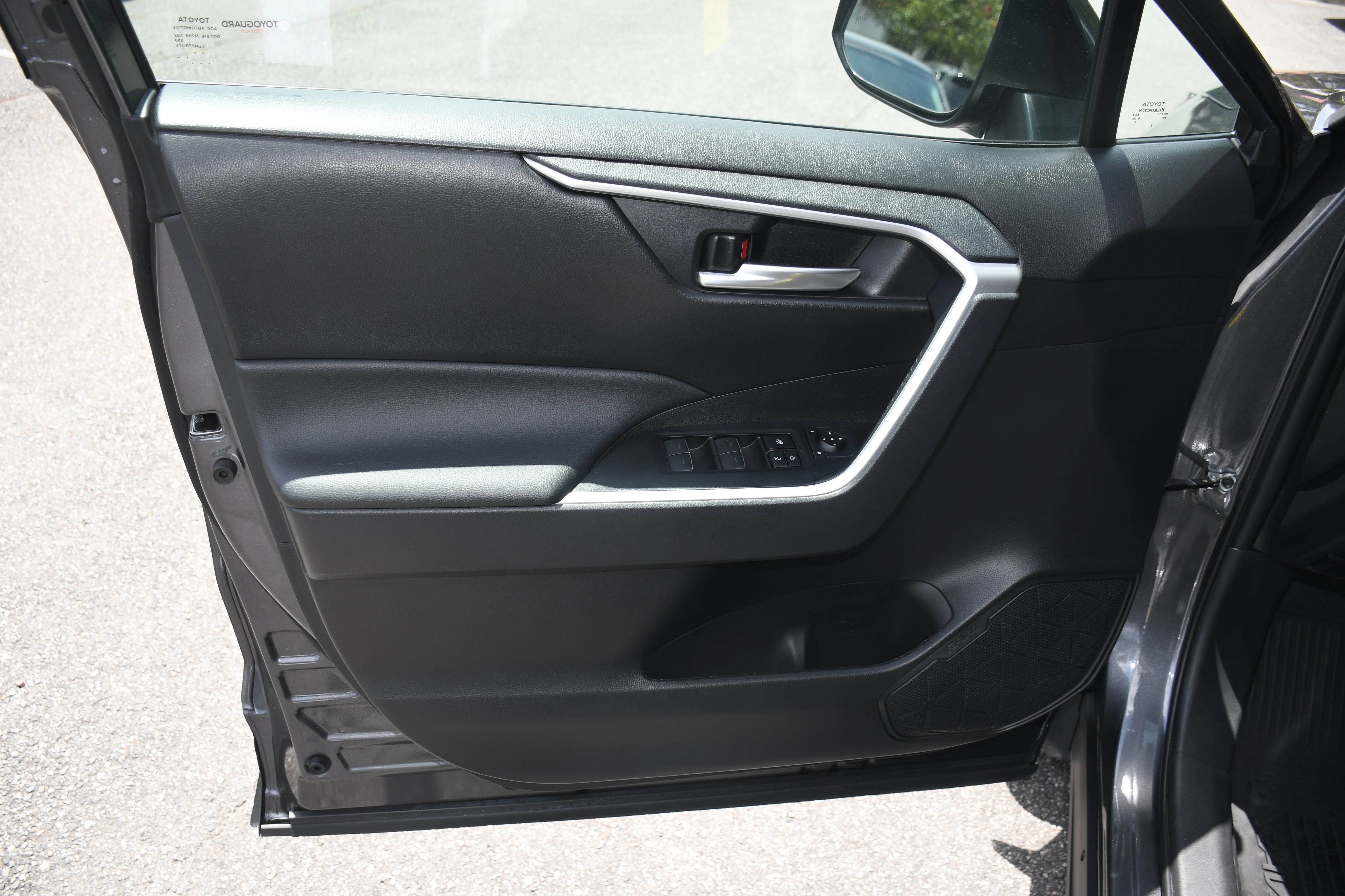 Used 2024 Gray Toyota XLE image 9