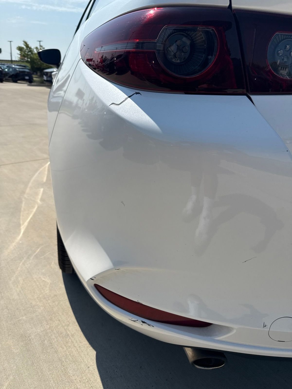 Used 2020 Snowflake White Pearl Mica Mazda Select image 18