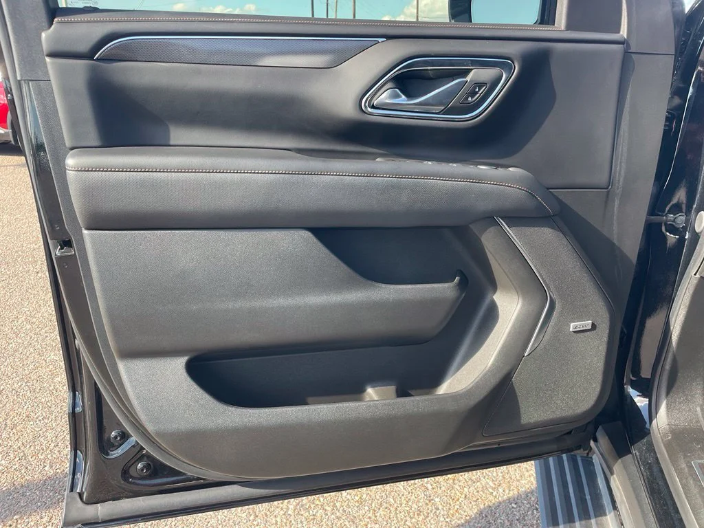 Used 2024 Black GMC AT4 image 13