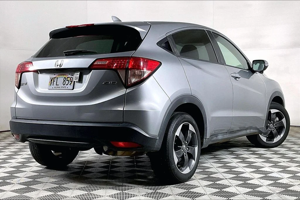 Used 2018  Honda EX image 10
