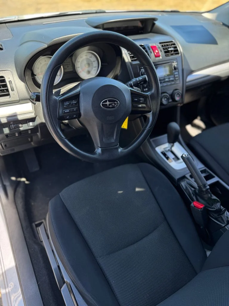 Used 2012 Ice Silver Metallic Subaru 2.0i Premium image 27