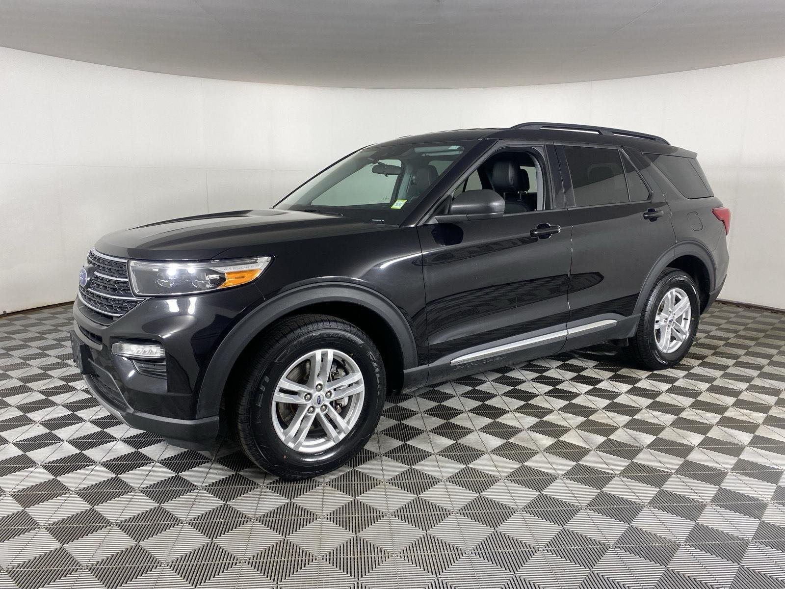 Used 2023 Agate Black Ford XLT image 6