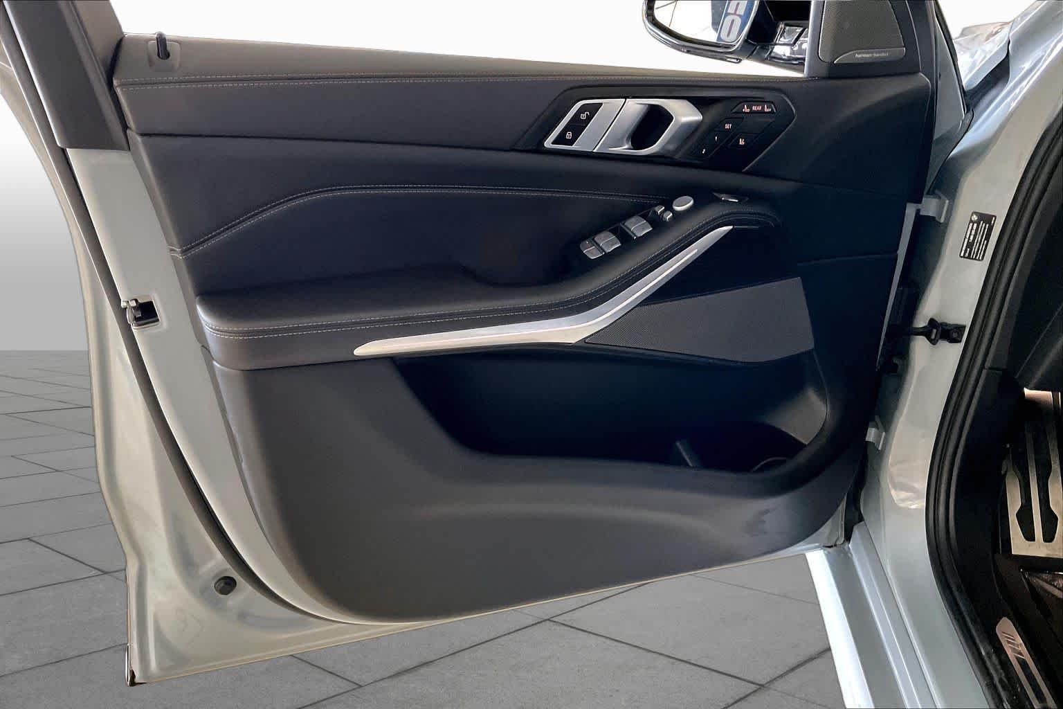 Used 2024 Brooklyn Grey Metallic BMW xDrive40i image 20