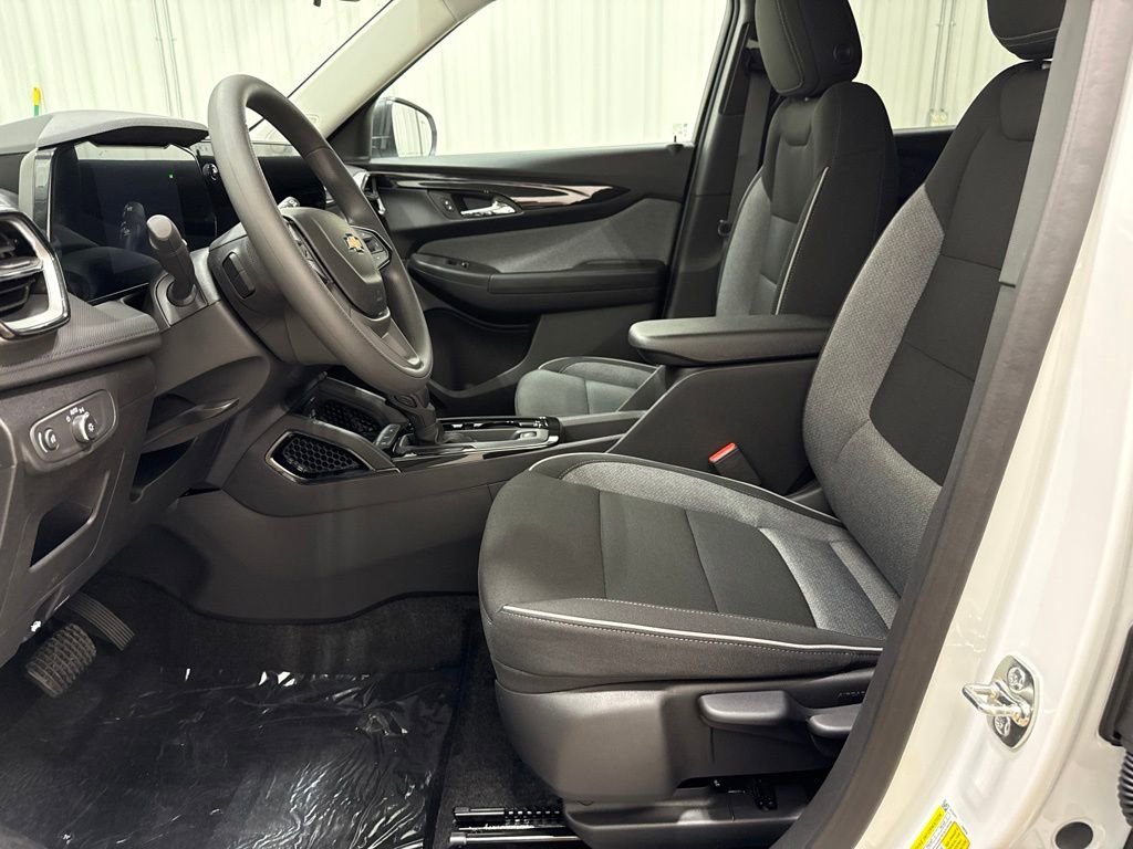 2026 Chevrolet Trailblazer LS - Photo 25