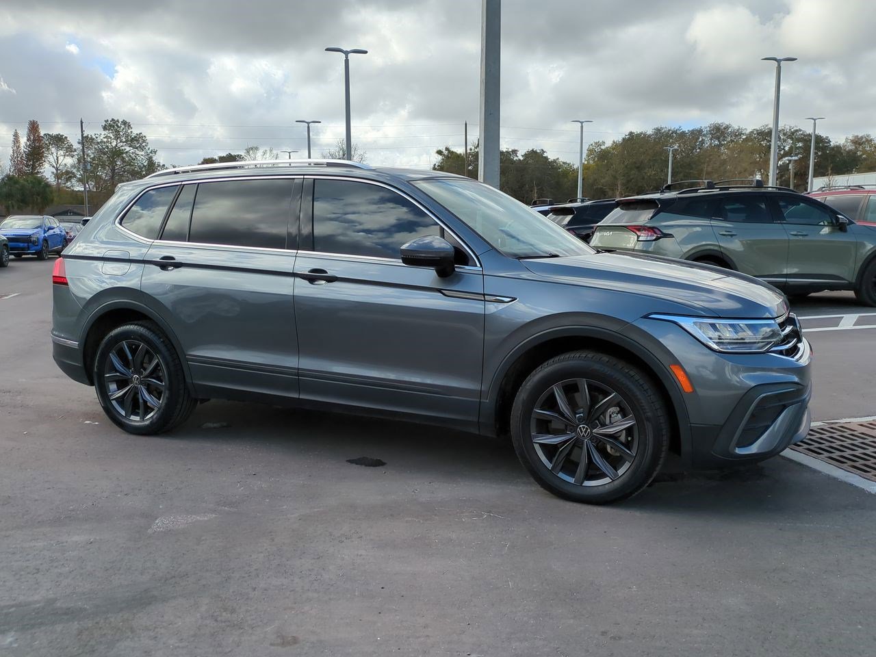 2023 Volkswagen Tiguan SE