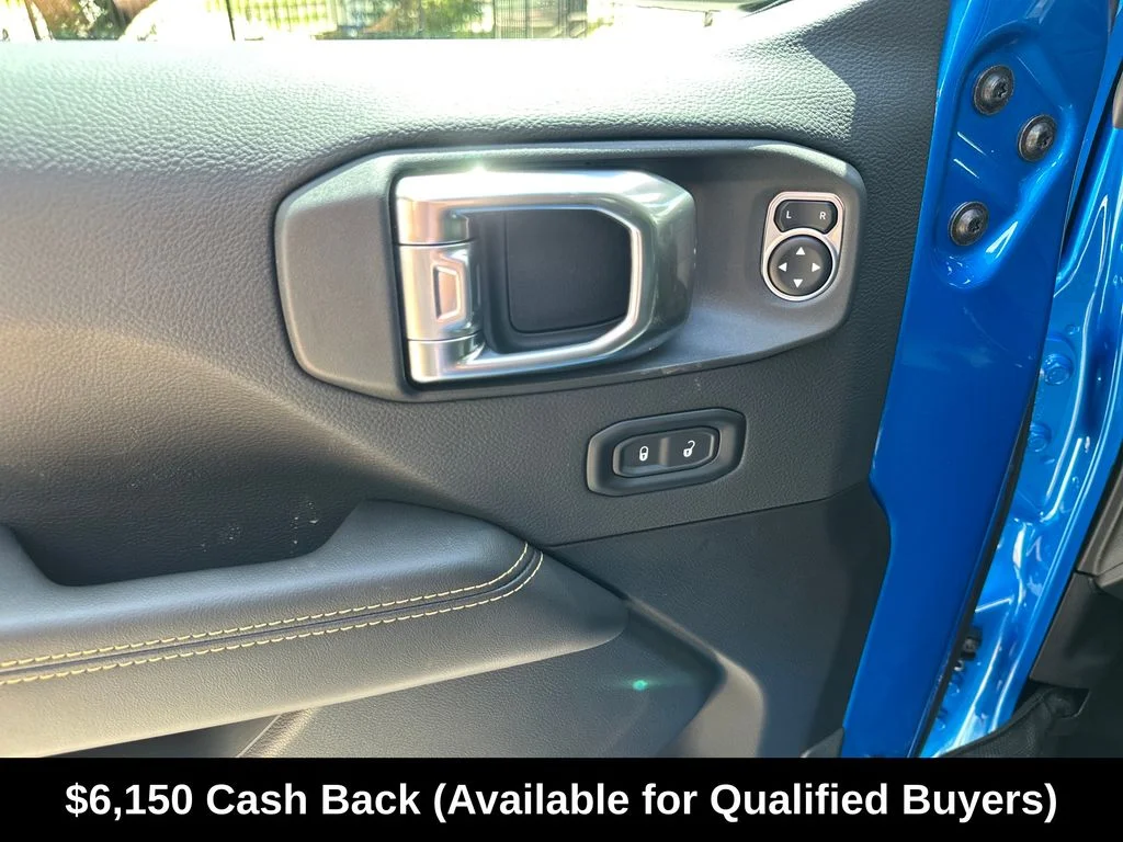 New 2026 Hydro Blue Pearlcoat Jeep Texas Trail image 17