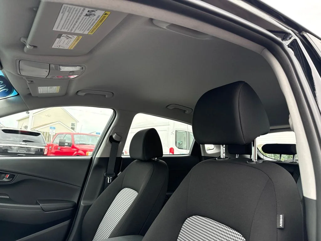 Certified Used 2023 Abyss Black Pearl Hyundai SE image 7