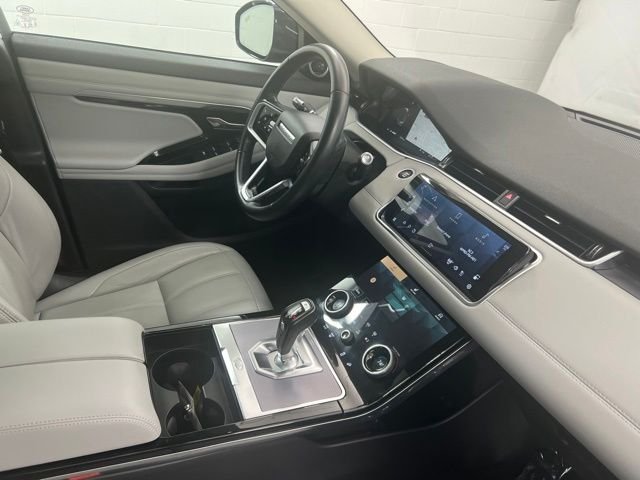 Used 2021 Silver Land Rover SE image 24