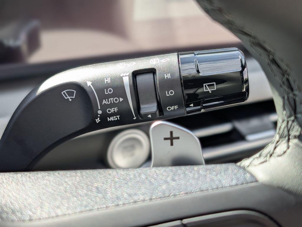 New 2026 Silver Hyundai Limited image 38