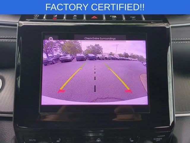Used 2025 White/off-white Jeep Laredo X image 25