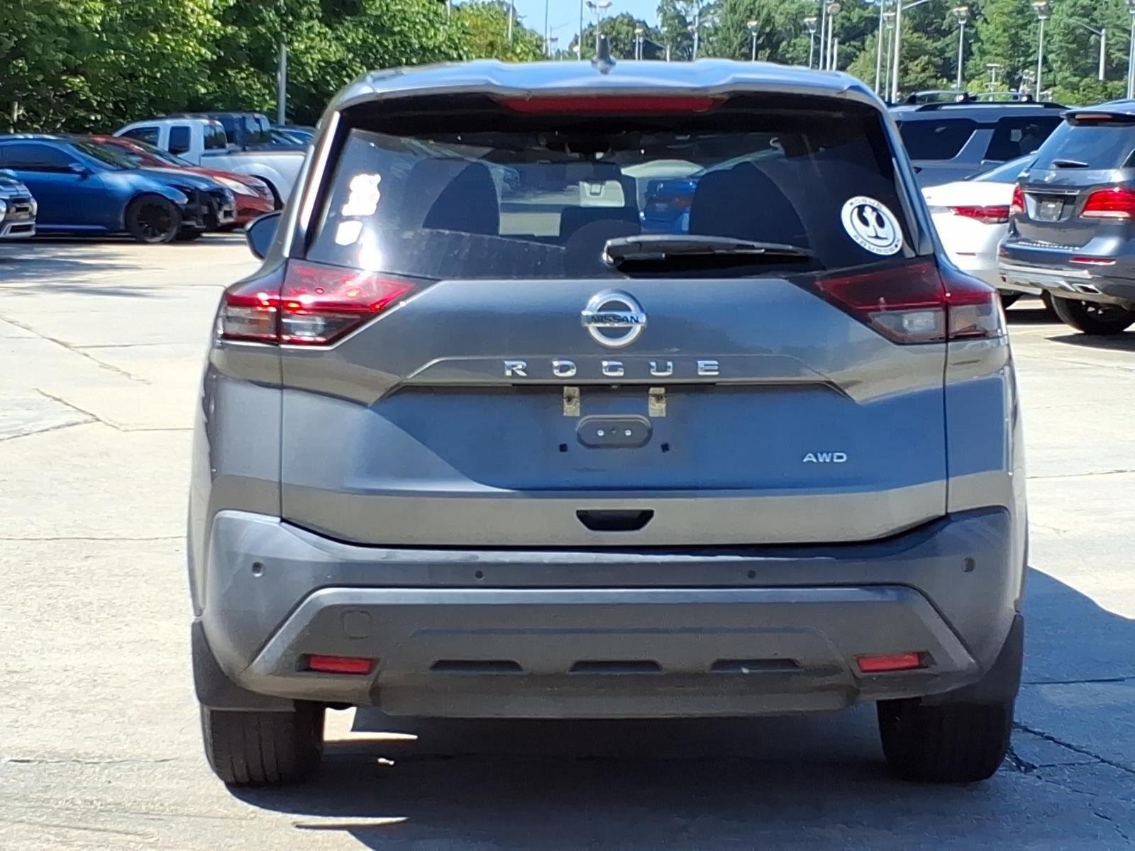 Used 2021 Gun Metallic Nissan S image 8