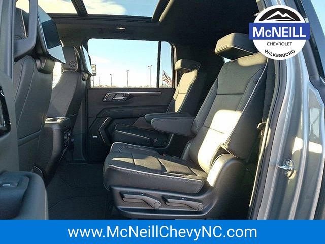 2026 Chevrolet Suburban Premier - Photo 6