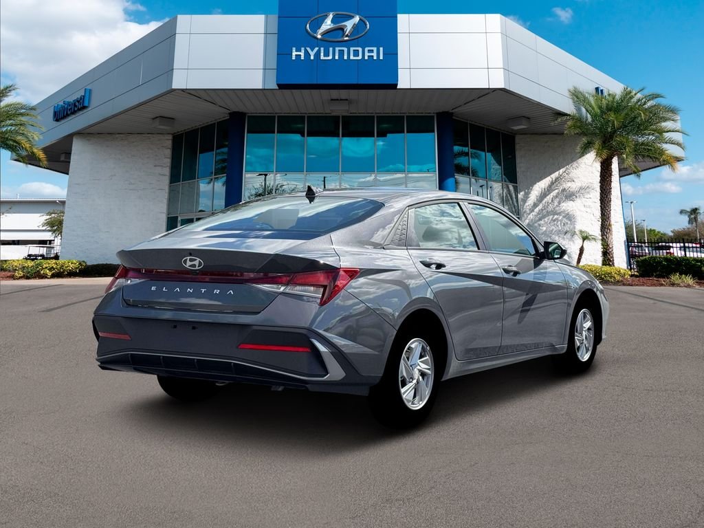 New 2026 Gray Hyundai SE image 27