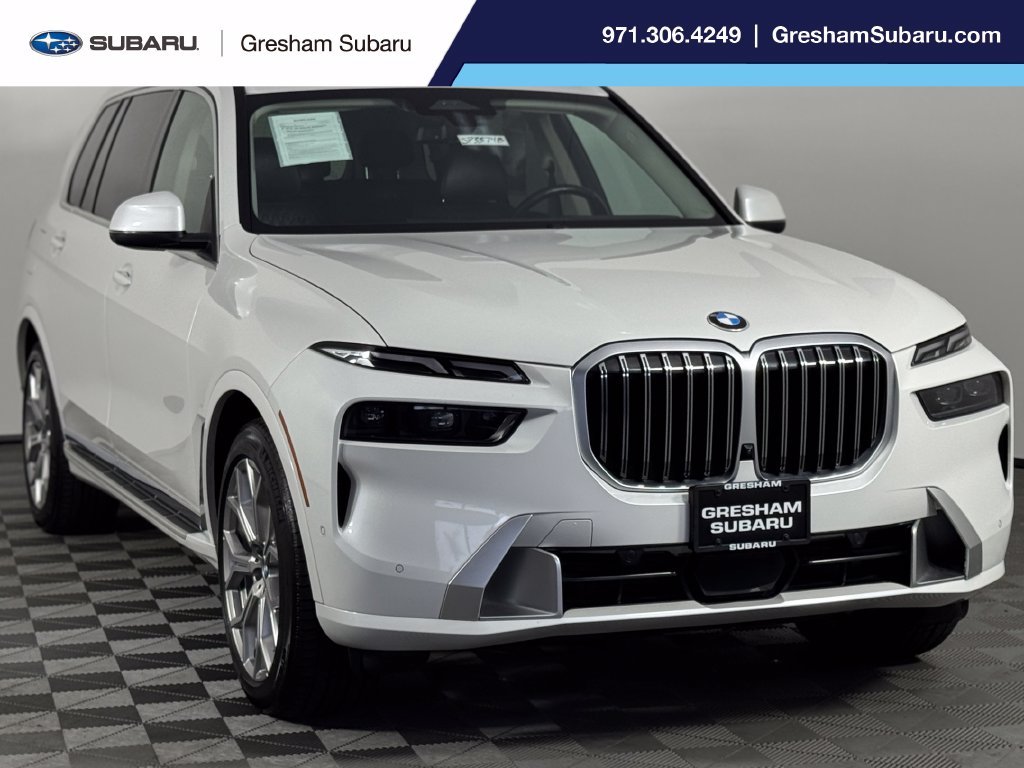 Used 2023 White Metallic BMW xDrive40i image 1
