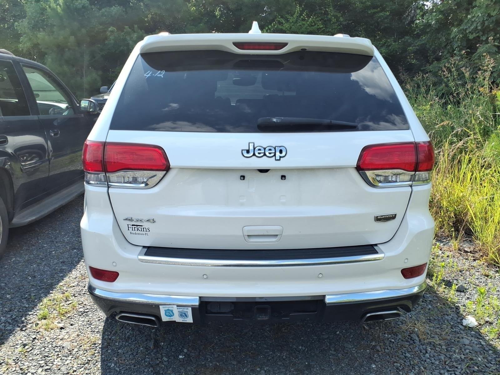Used 2021 Ivory 3-Coat Jeep Summit image 11