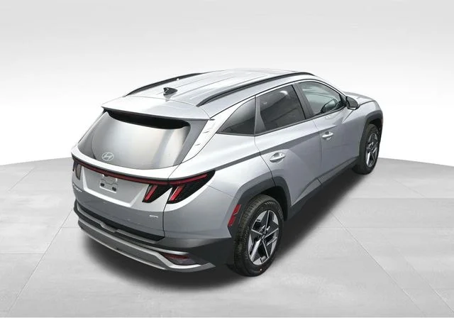 Used 2026 Silver Hyundai SEL Premium image 30