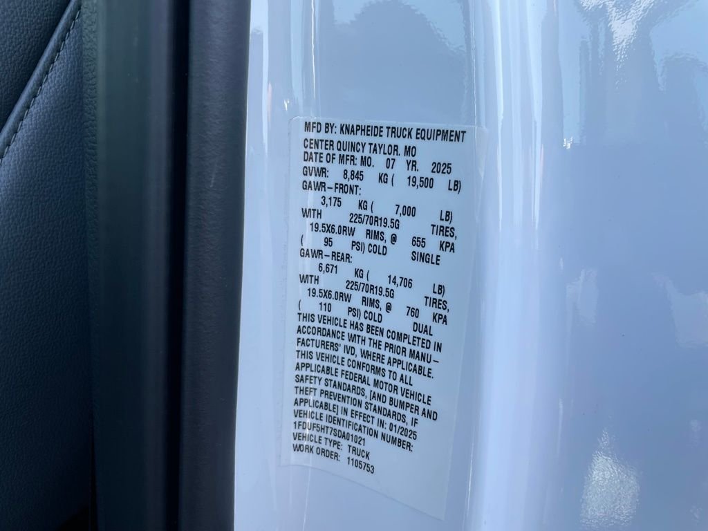 2025 Ford F-550 Super Duty Chassis Cab XL - Photo 51