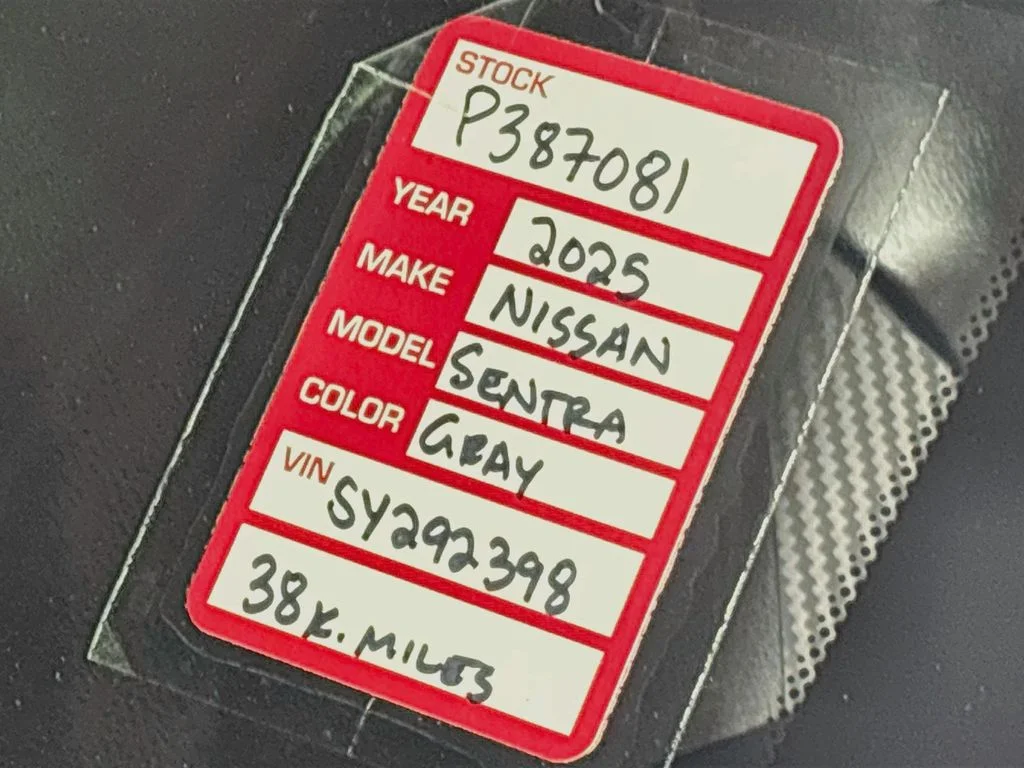 Used 2025 Gray Nissan SR image 24