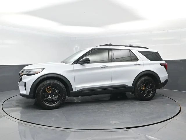 New 2026 White Ford Tremor image 4