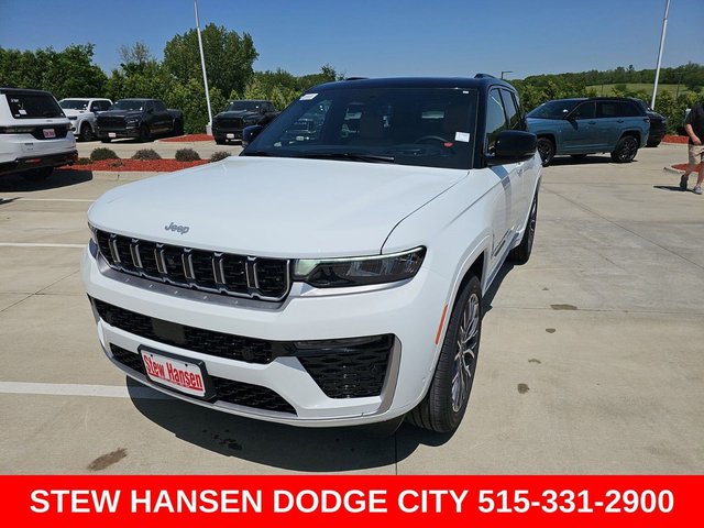 2026 Jeep Grand Cherokee Summit