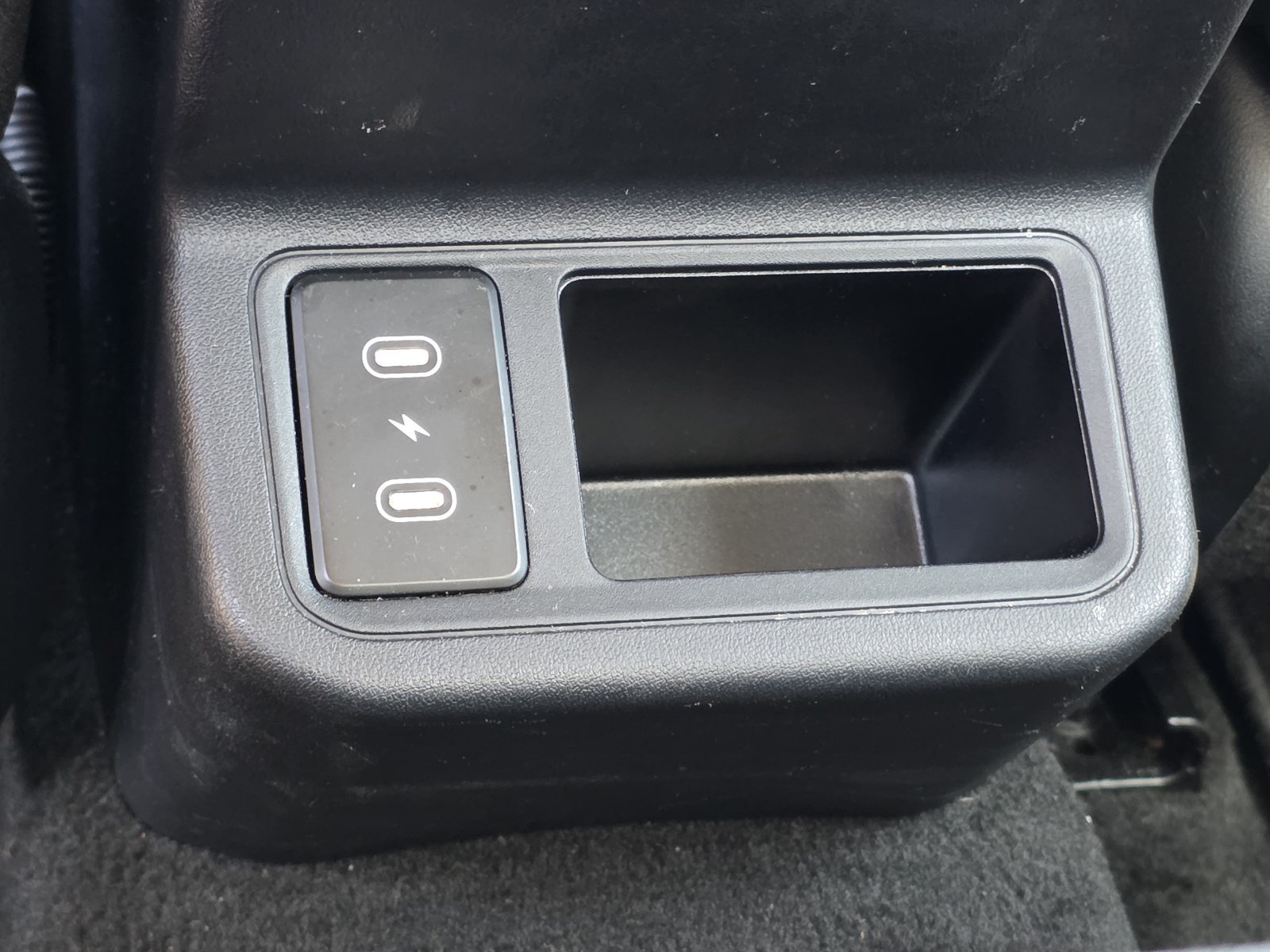 Used 2025 Gray Kia LXS image 18