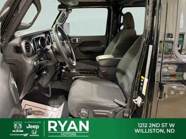 Used 2023 Black Jeep Sport image 33