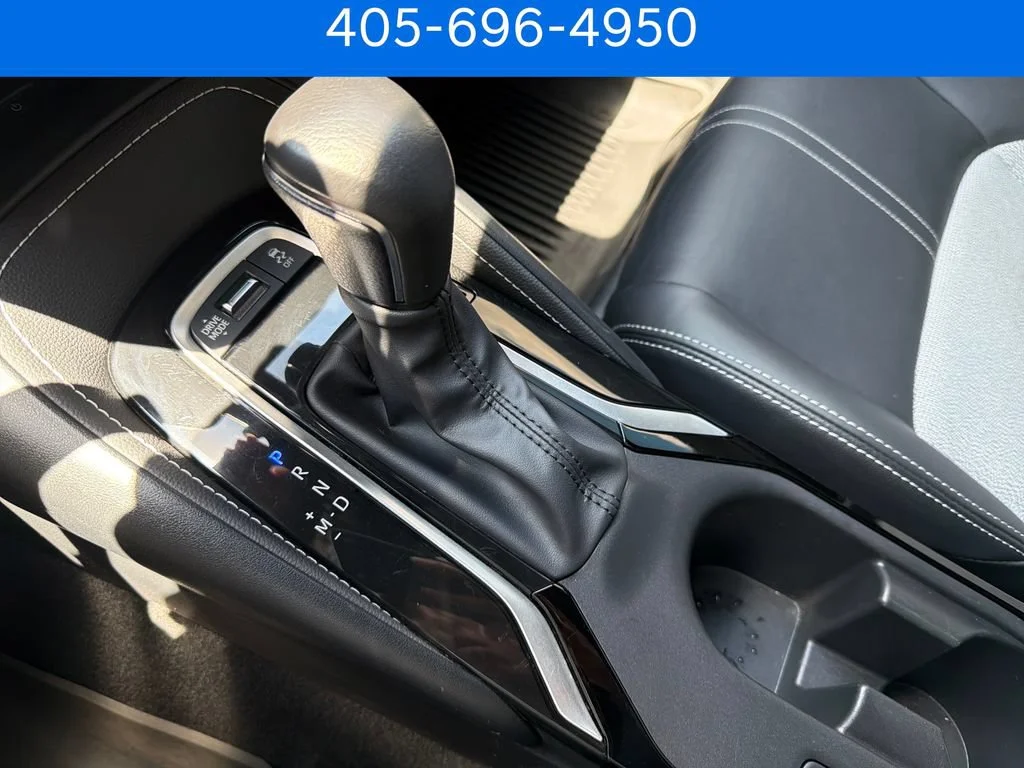 Pre-Owned 2024 Toyota Corolla Hatchback XSE