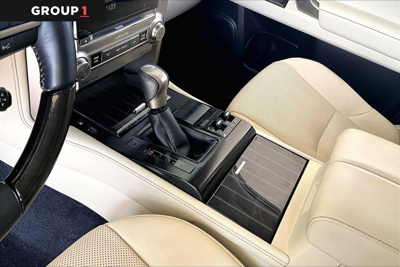 Certified Used 2021 STARFIRE PEARL Lexus Premium image 14