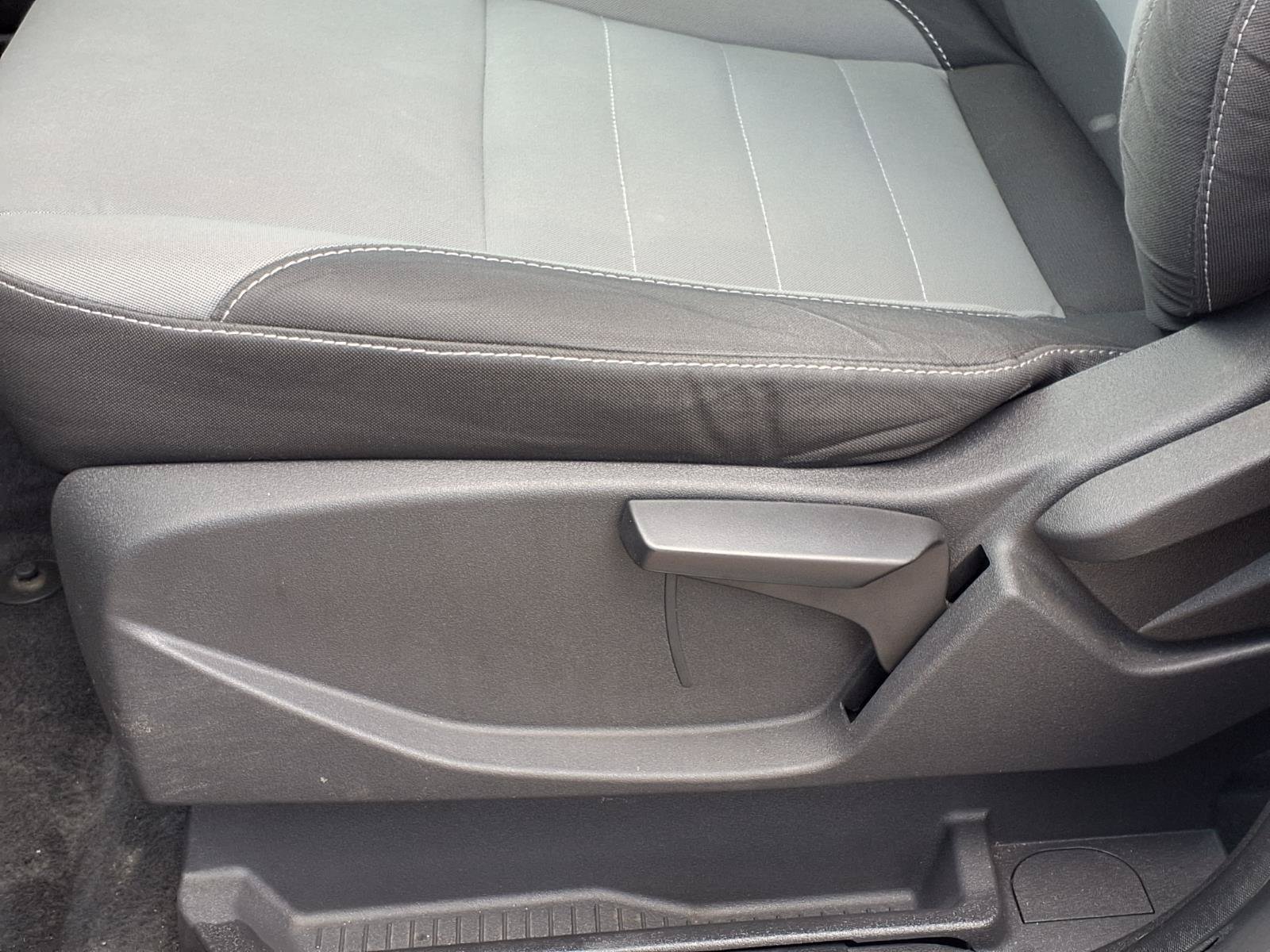 Used 2013 Blue Candy Metallic Tinted Clearcoat Ford SE image 5