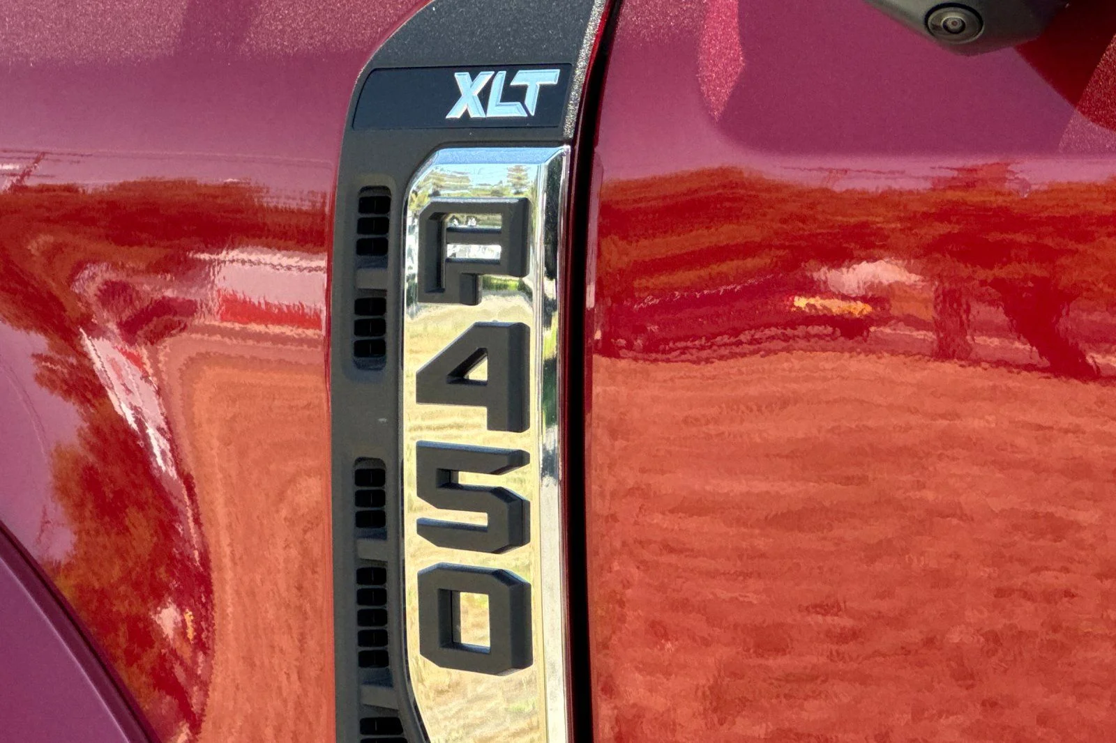 New 2026 Ruby Red Metallic Tinted Clearcoat Ford F-450® XLT image 27
