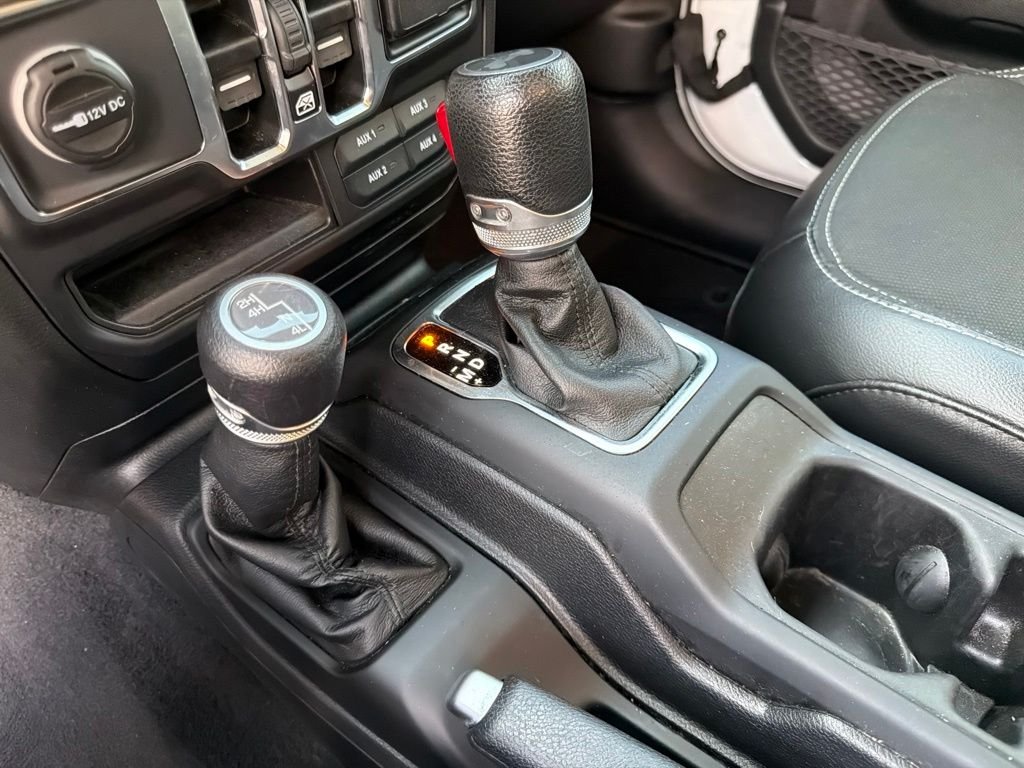 Used 2021 White Jeep Unlimited Sport image 20