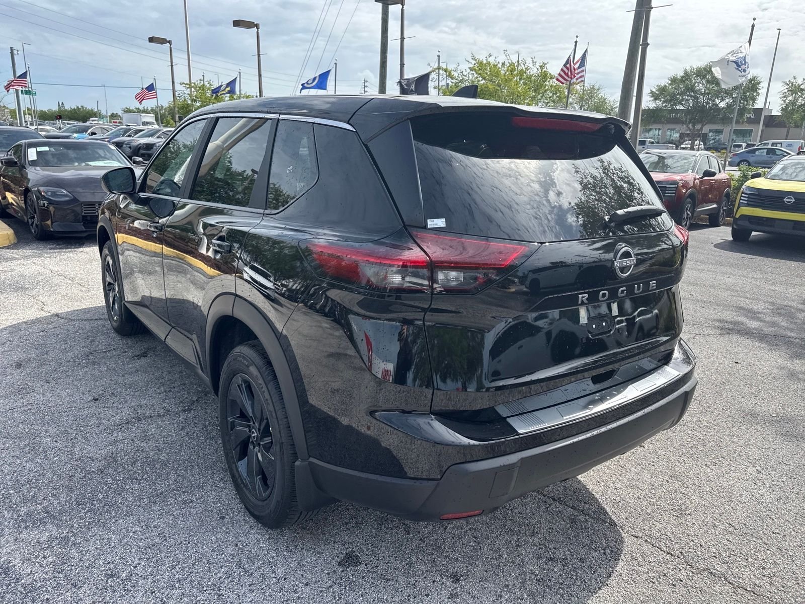 New 2026 Nissan Rogue SV 4D Sport Utility