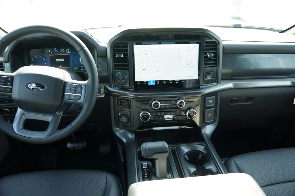 New 2026 Oxford White Ford Lariat image 13