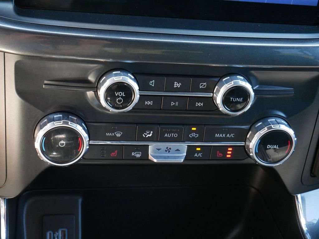 Certified Used 2022 Gray Ford XLT image 22